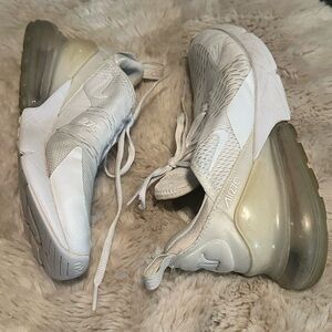 Nike Air Max 270 Size 7Y